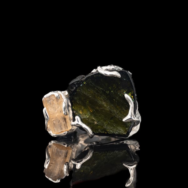 Каблучка з турмаліном та топазом імперіалом