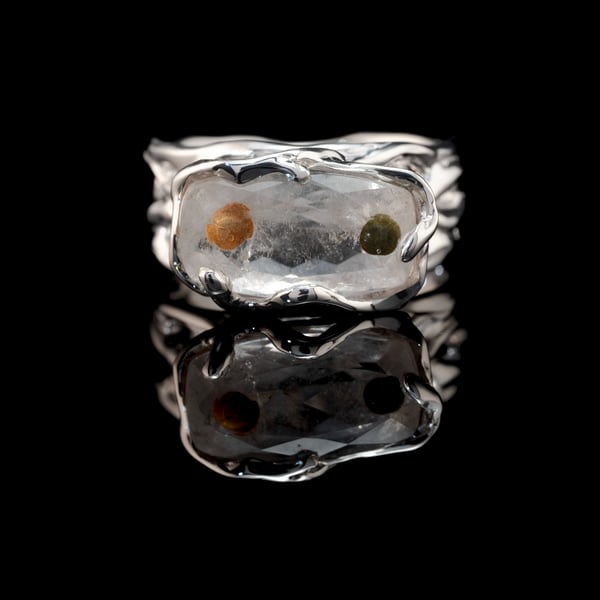 Quartz Ring