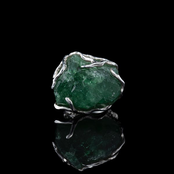 Каблучка з турмаліном та шпінеллю