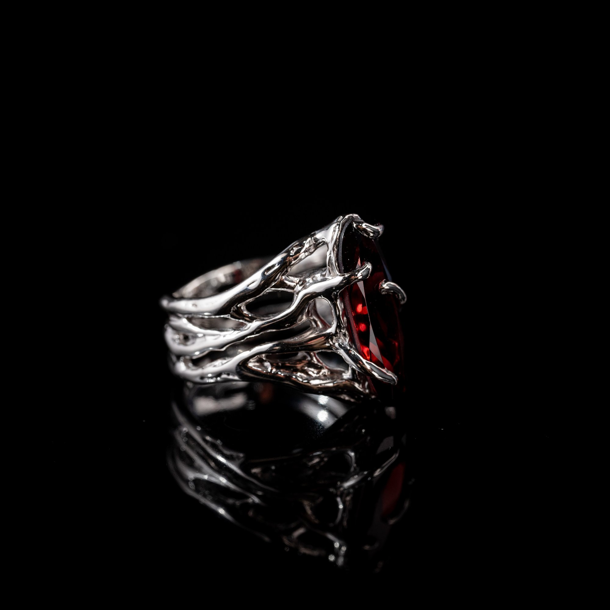 Каблучка з гранатом - зображення 3