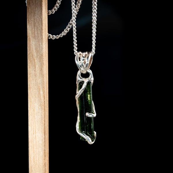 Кулон з верделітом