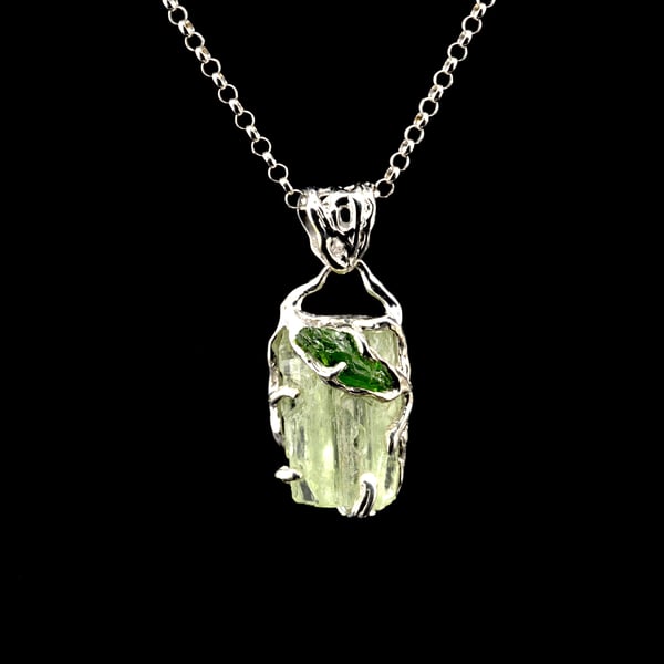 Pendant with Heliodor and Chrome Diopside
