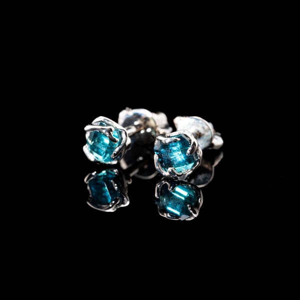 Gold Earrings with Indigolites