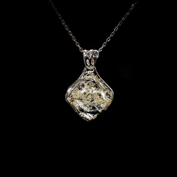 Кулон з геліодором