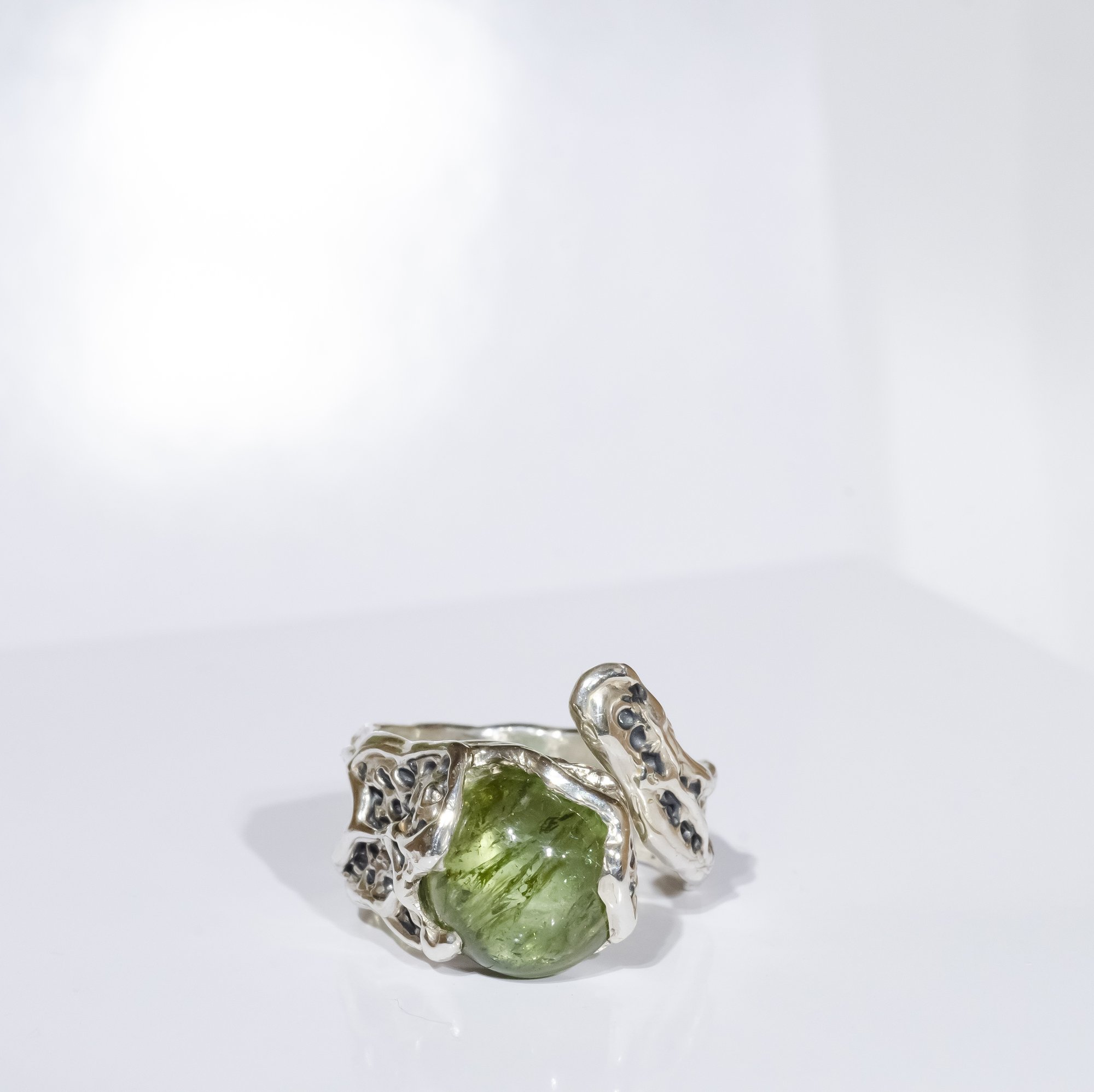 Каблучка з турмаліном