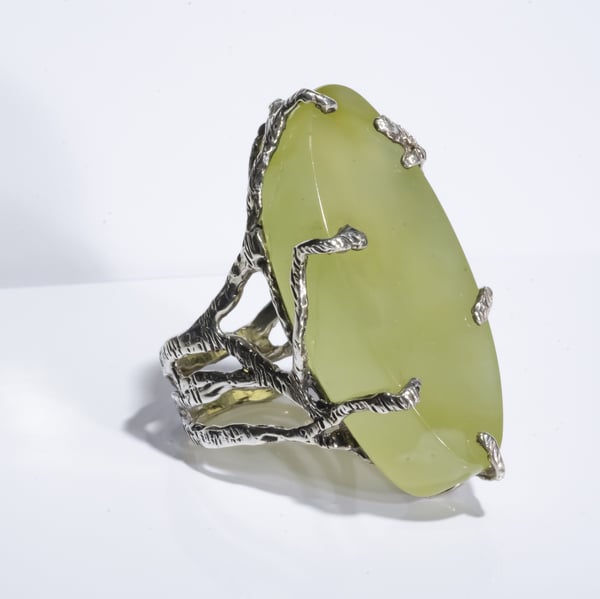 Каблучка з гідрогроссуляром