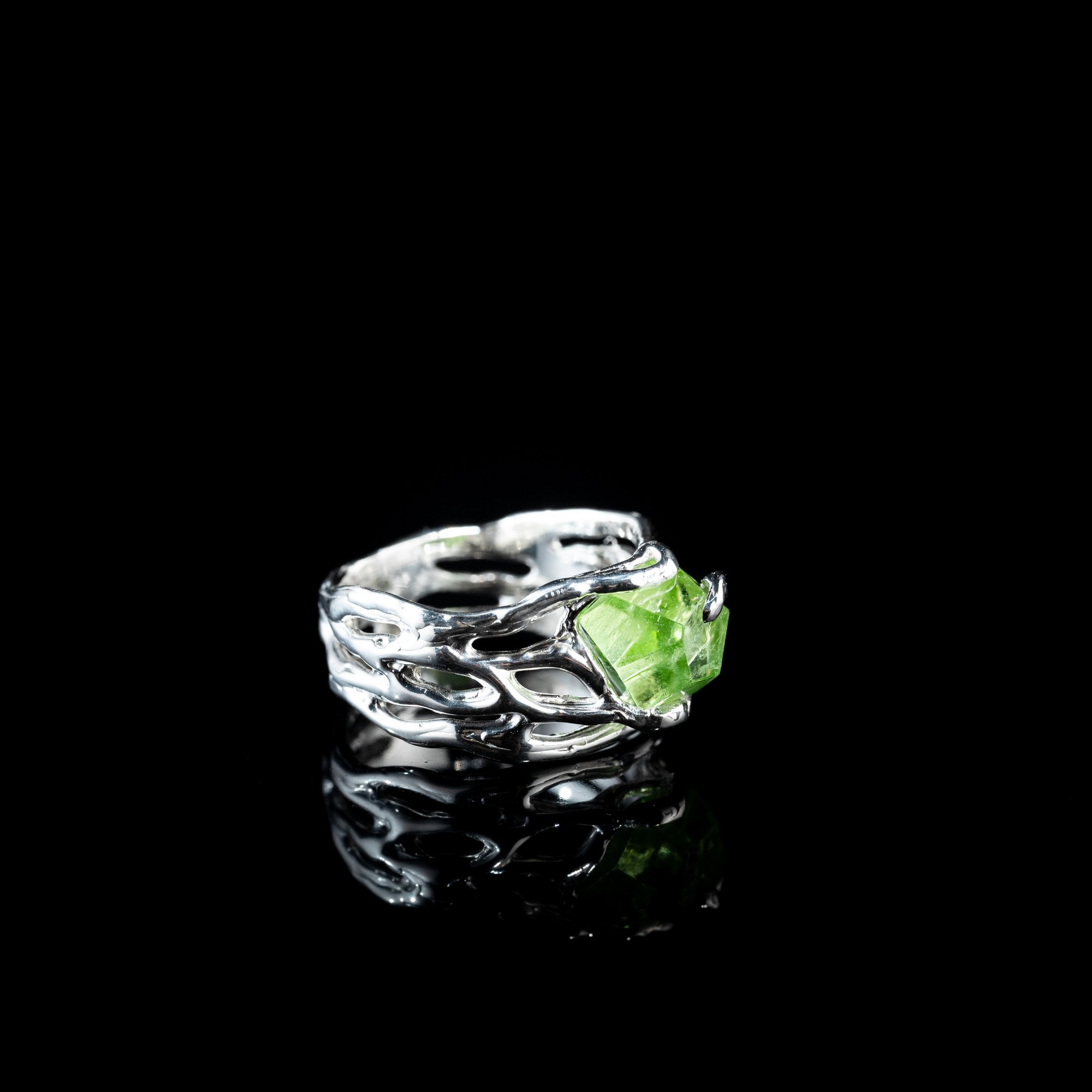 Каблучка з хризолітом - зображення 3