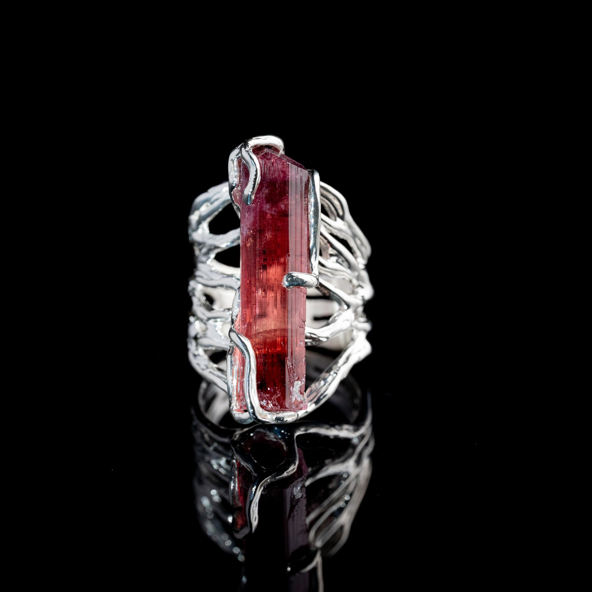 Каблучка з турмаліном рубелітом