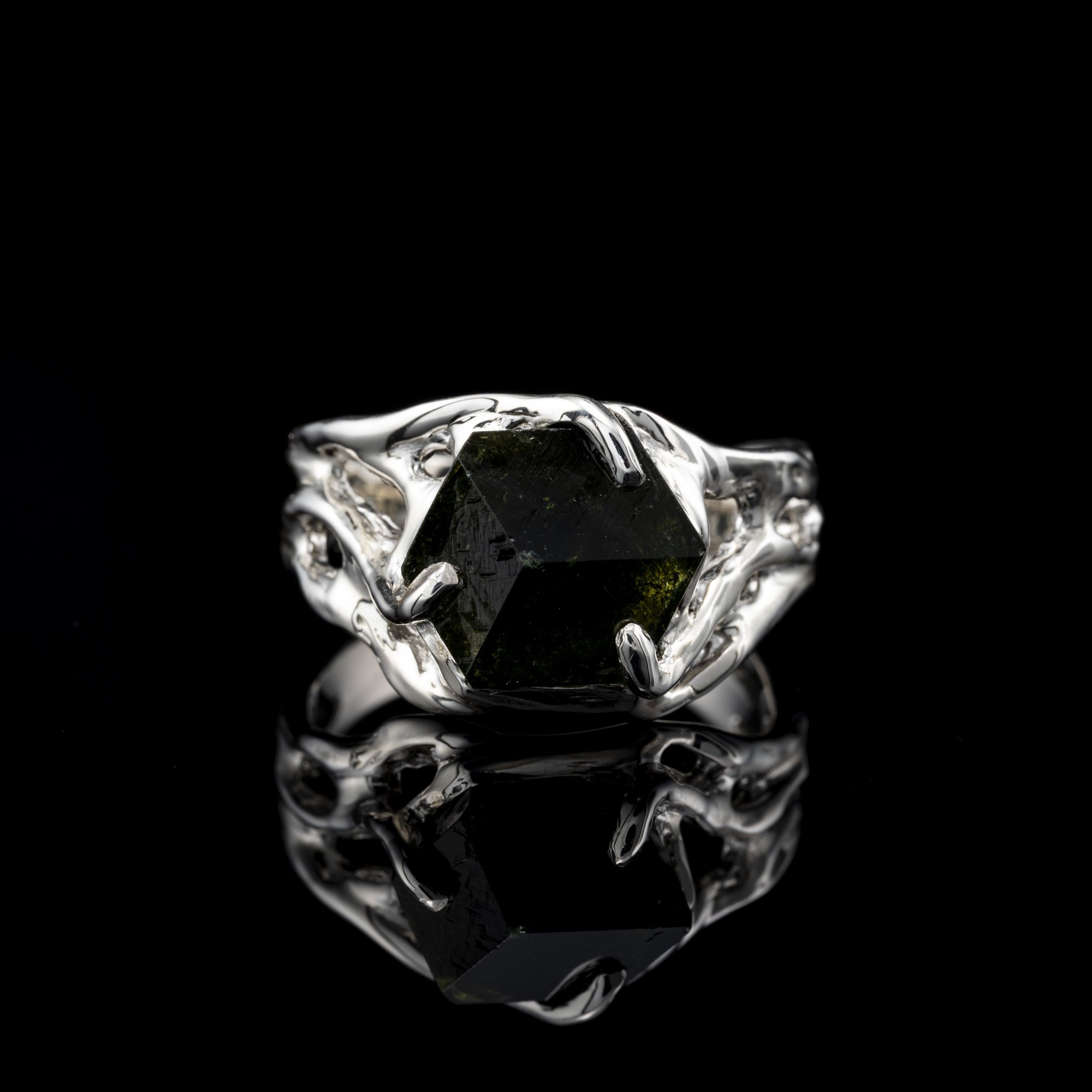 Каблучка з увітом