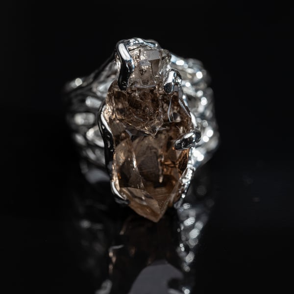 Каблучка з димчастим кварцом