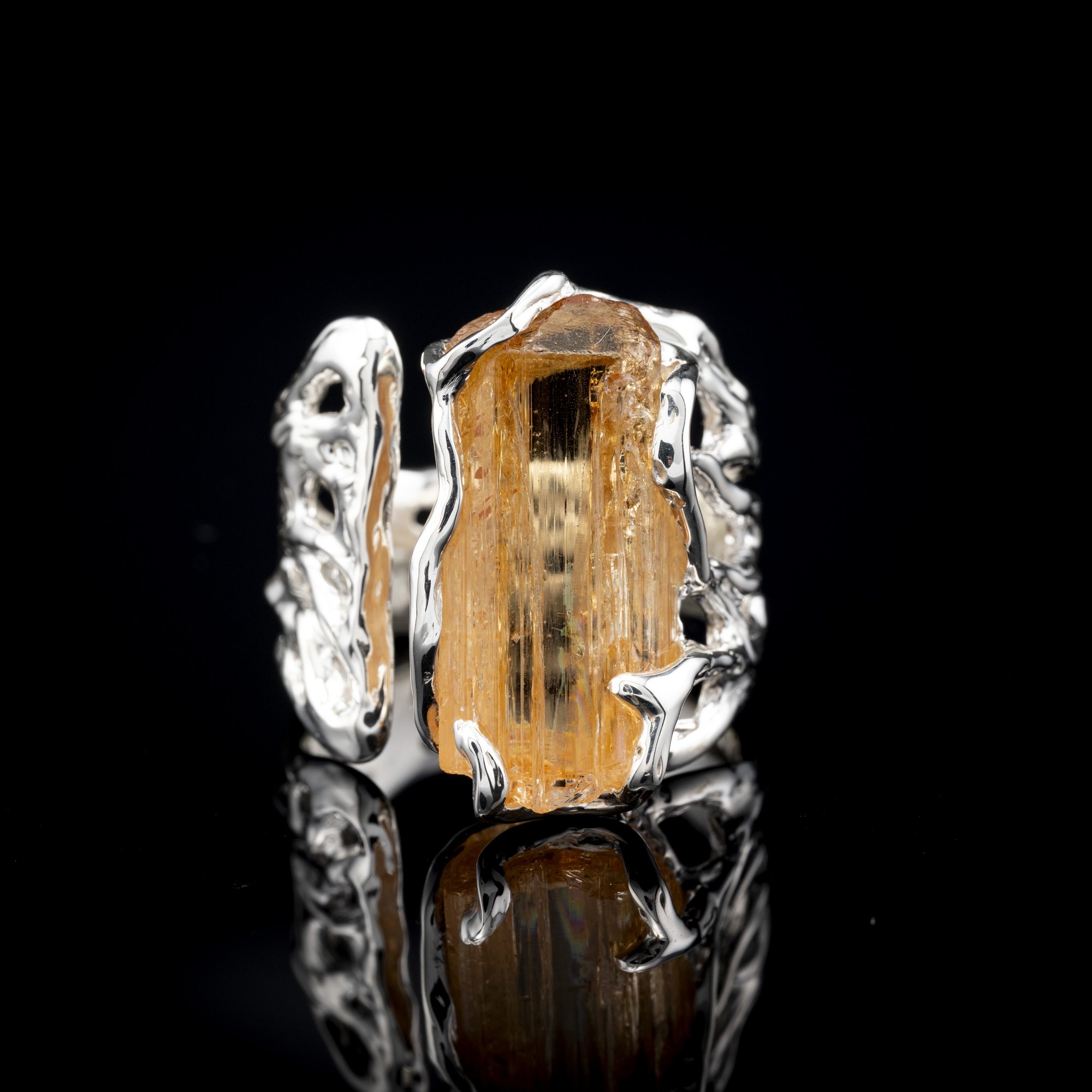 Каблучка з топазом імперіалом