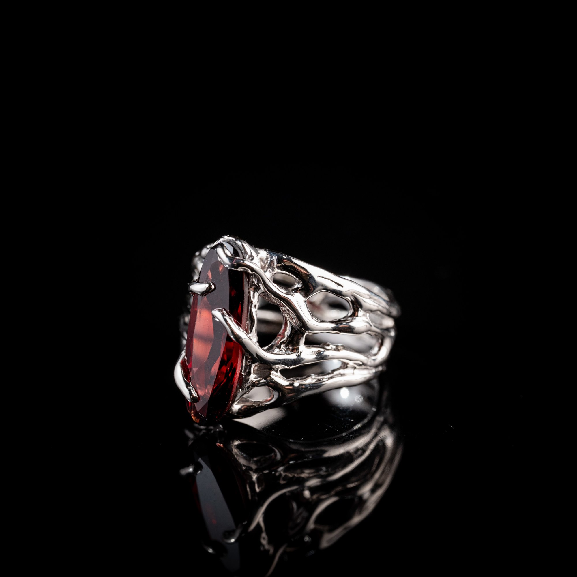 Каблучка з гранатом - зображення 2