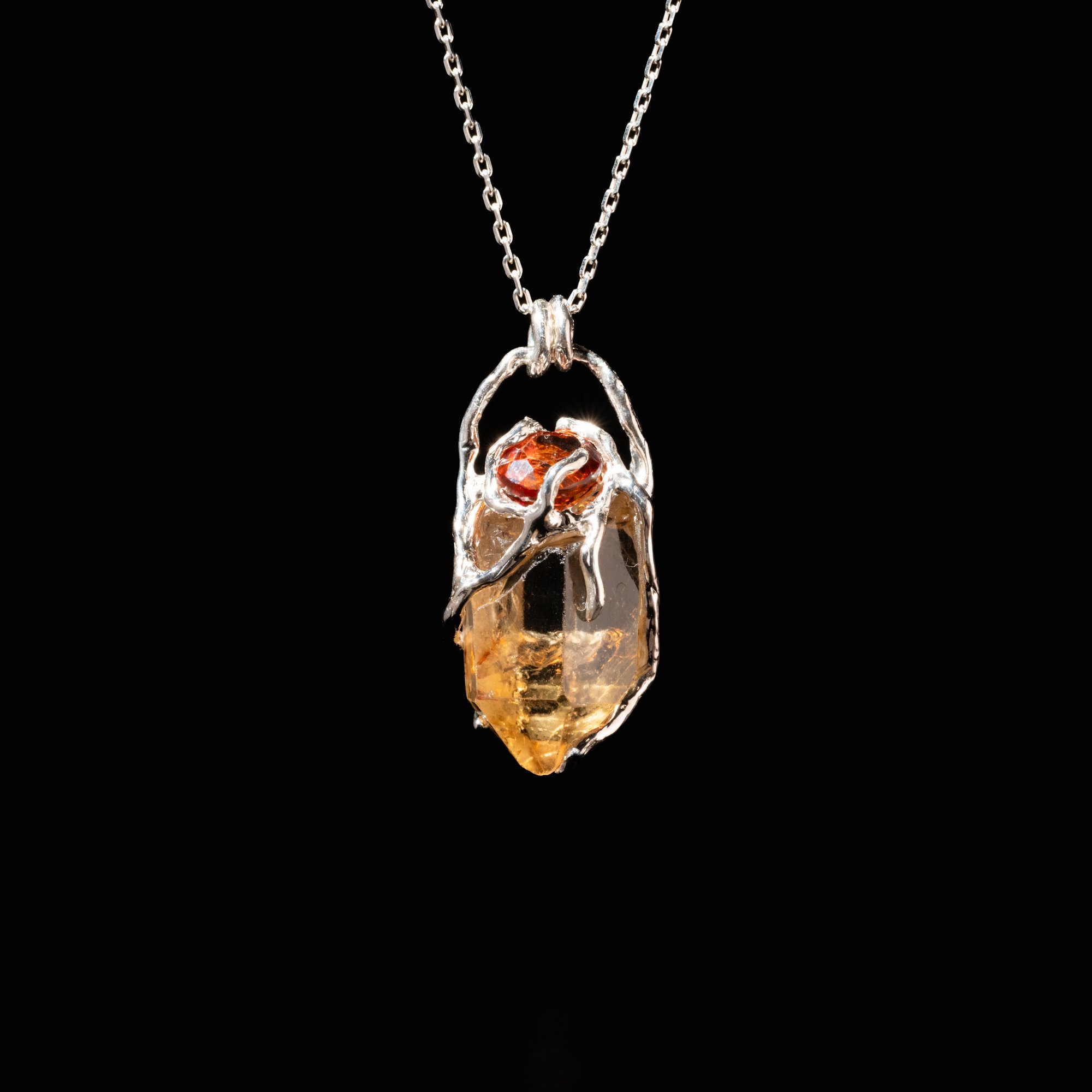 Кулон з цитринами