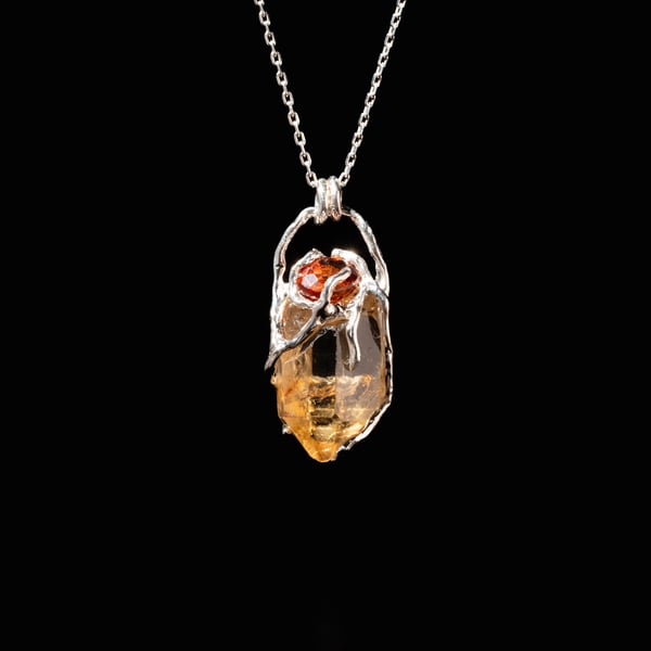 Pendant with Citrines
