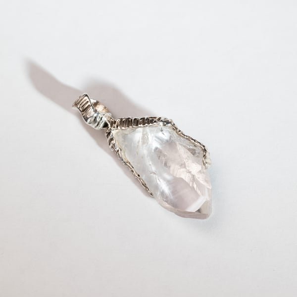 Кулон з кварцом