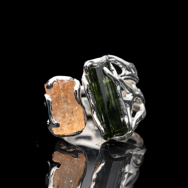 Каблучка з імперіал топазом та турмаліном