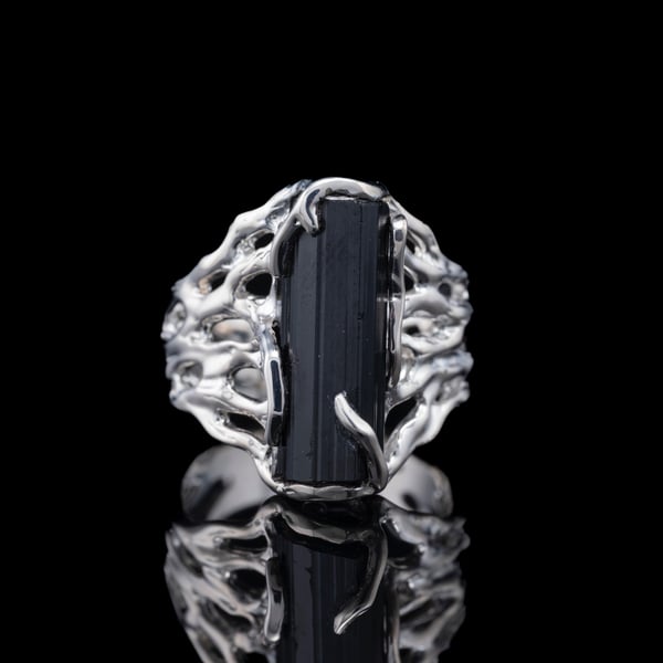 Schorl Ring