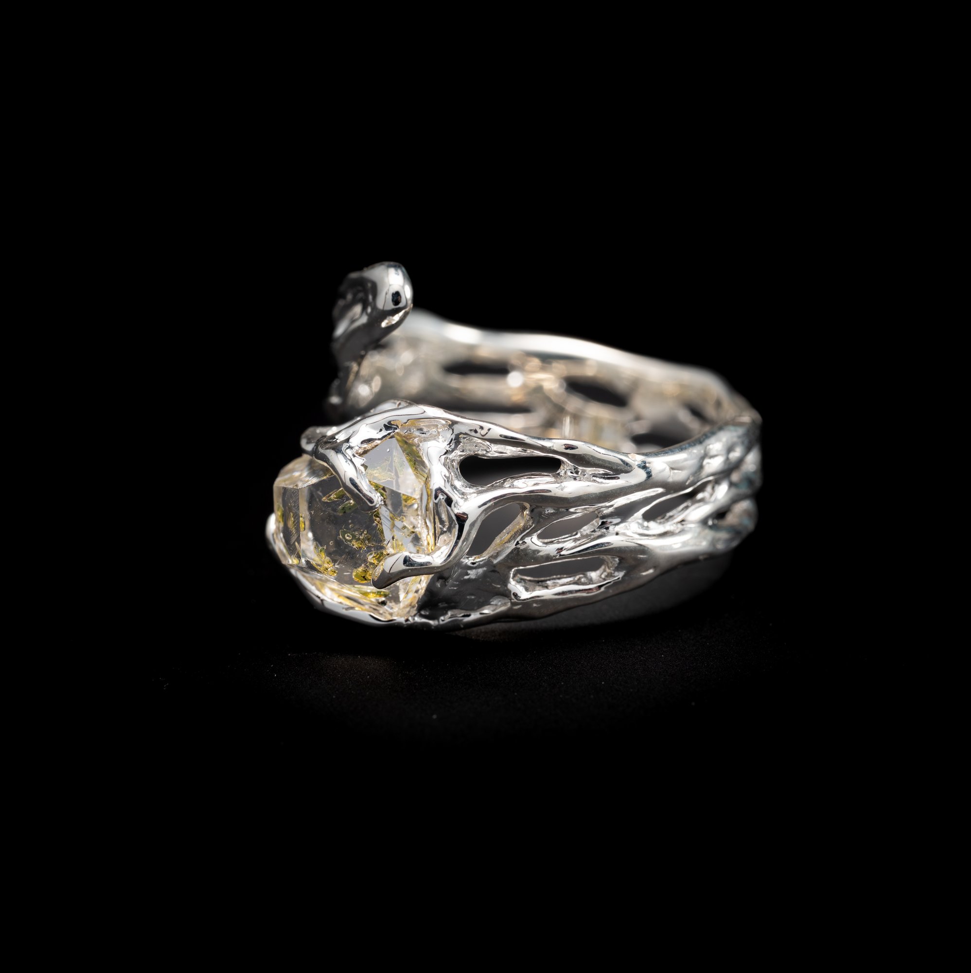 Каблучка з нафтовим кварцом - зображення 3