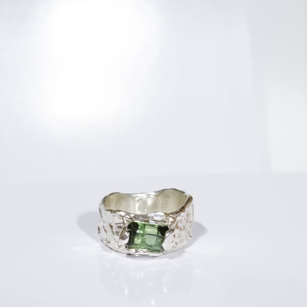 Каблучка з турмаліном