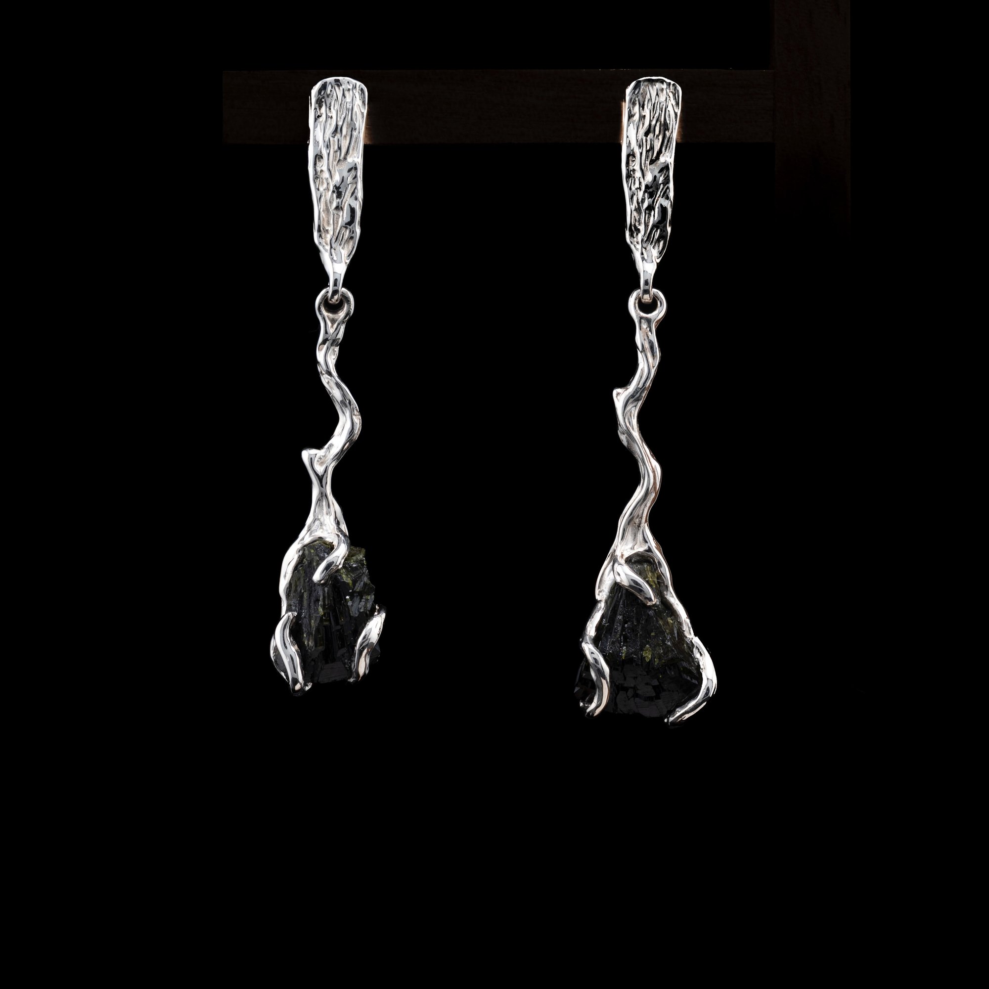 Сережки з епідотом