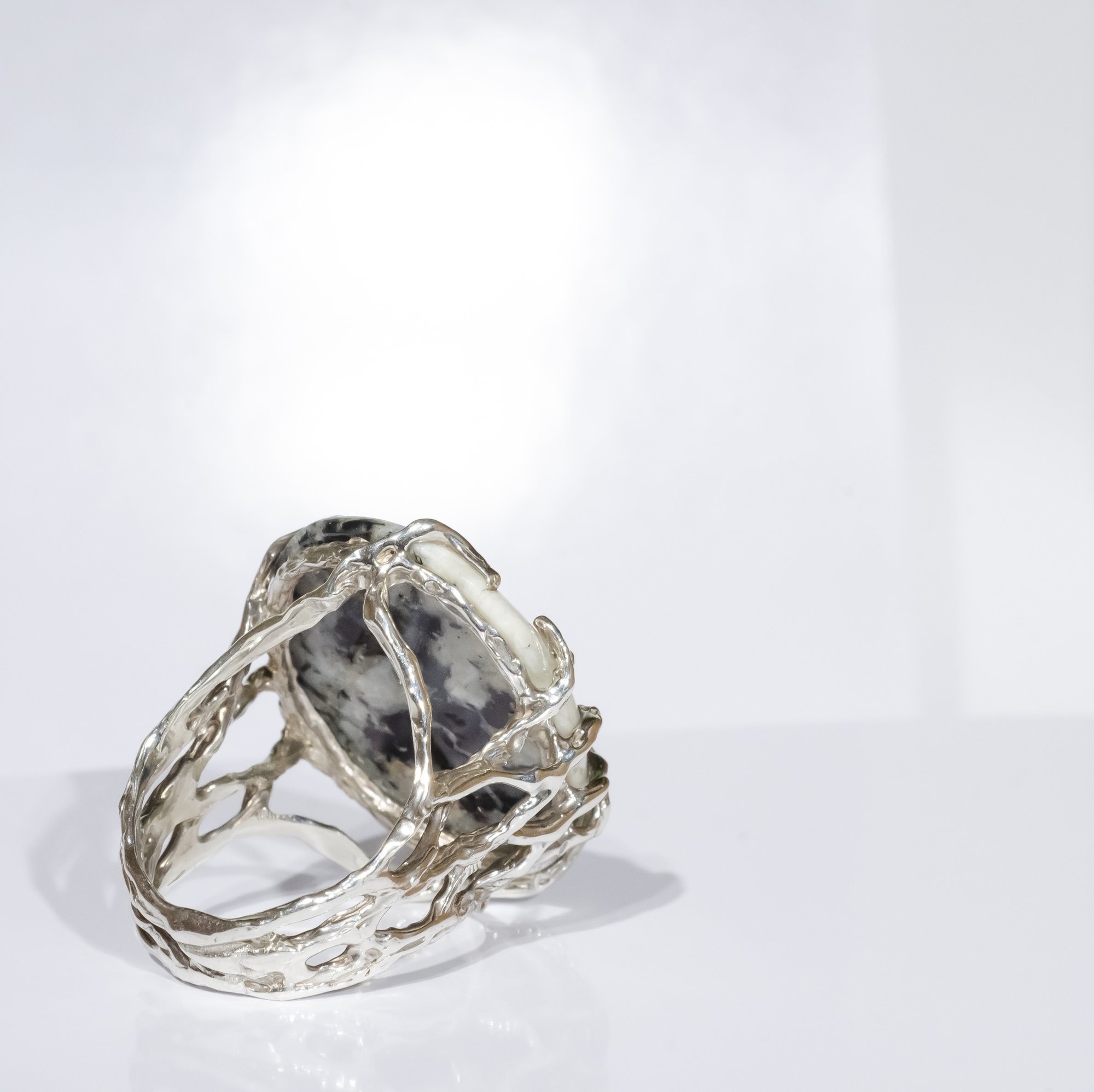 Каблучка з евдіалітом - зображення 5