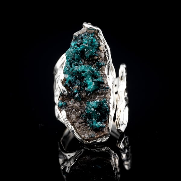 Ring with Dioptase