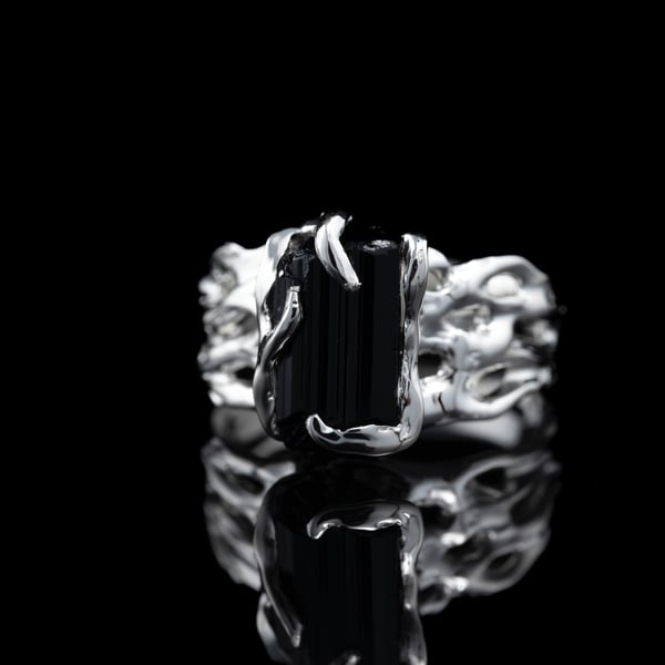 Schorl Ring