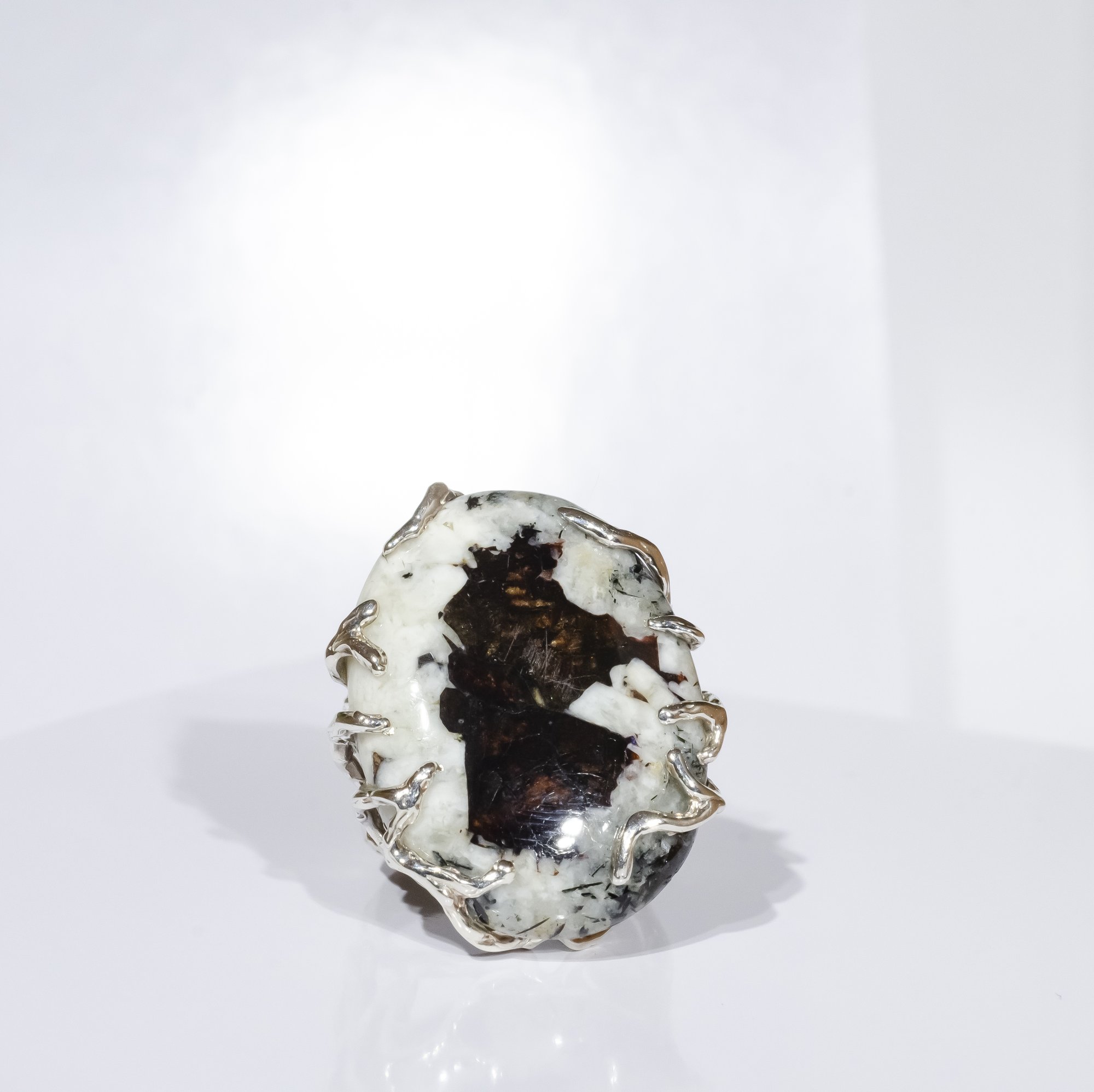 Каблучка з евдіалітом - зображення 8