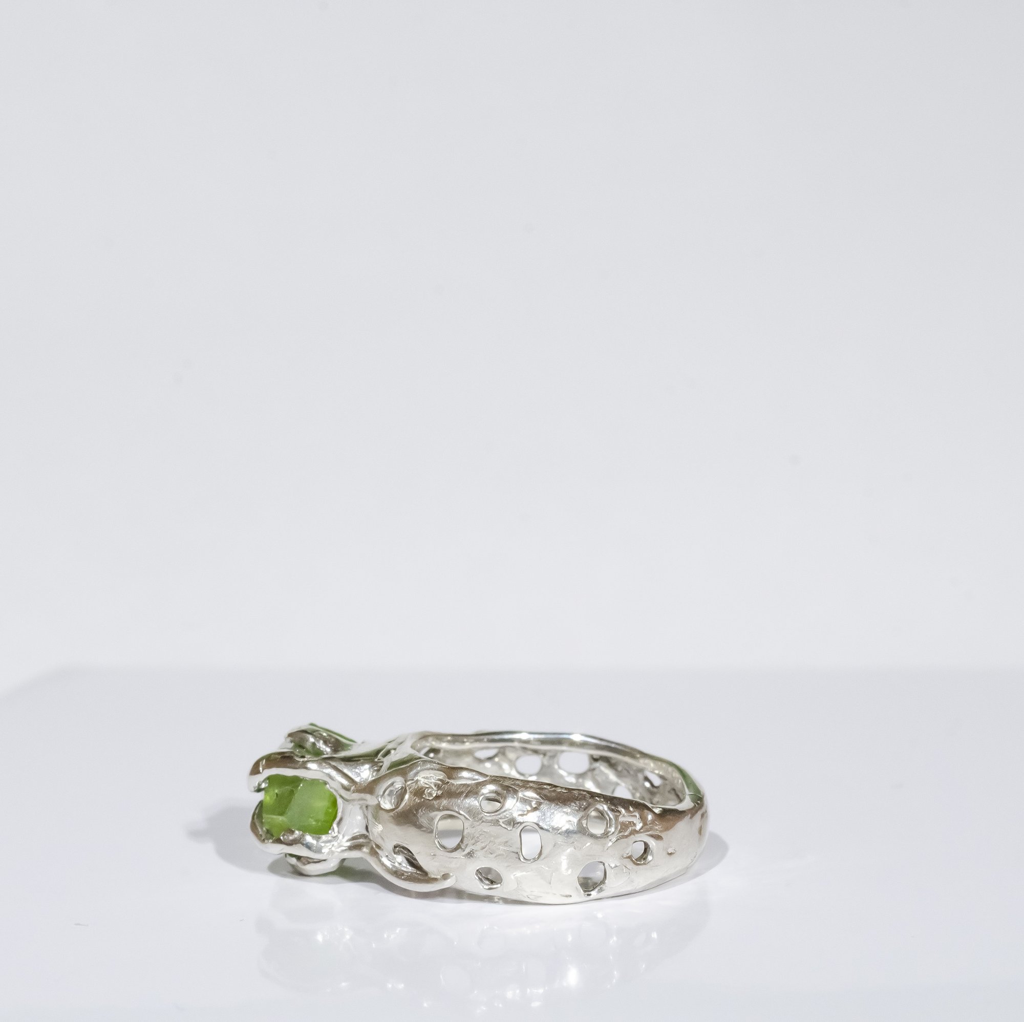 Каблучка з хризолітом - зображення 2