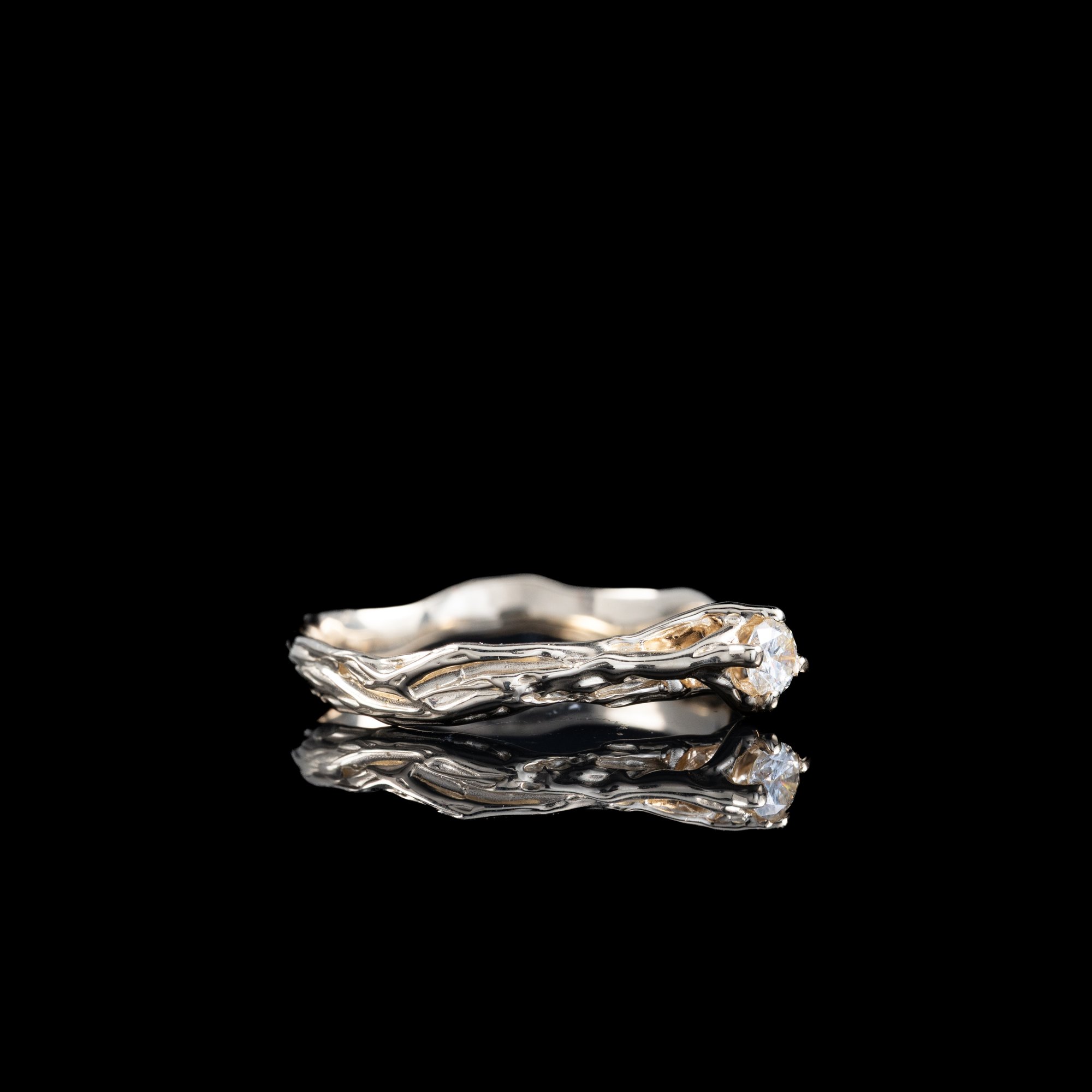 Золота каблучка з діамантом - зображення 2