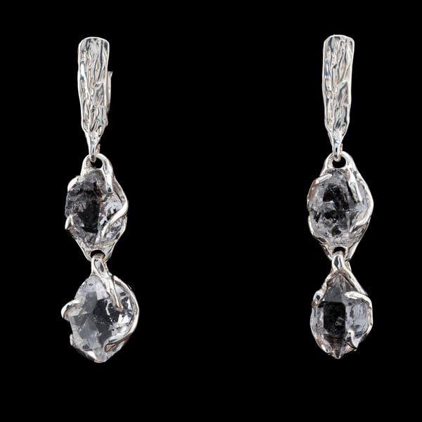 Petroleum Quartz Earrings