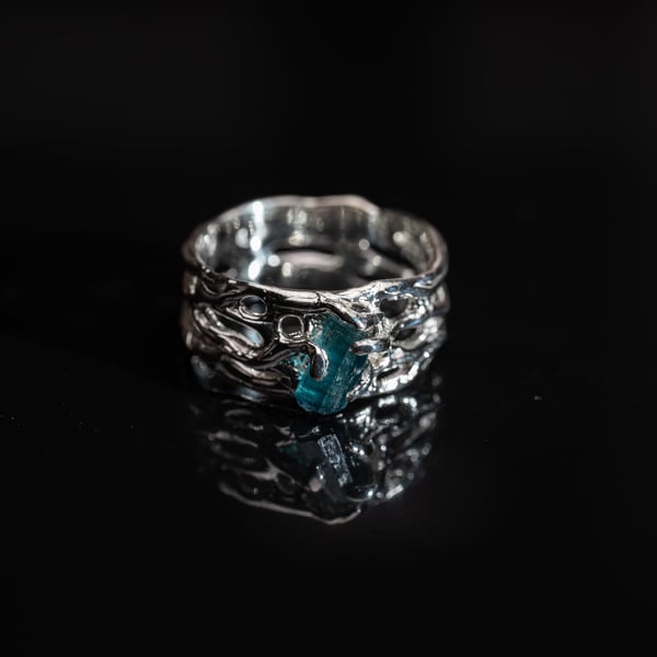 Каблучка з індіголітом