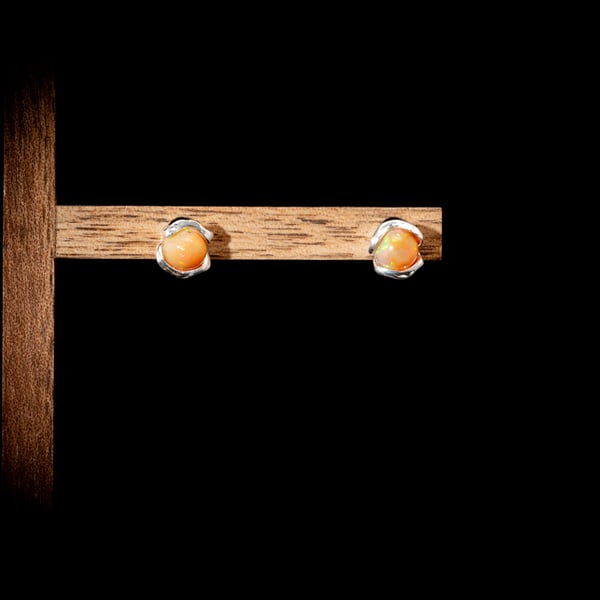 Сережки з опалом