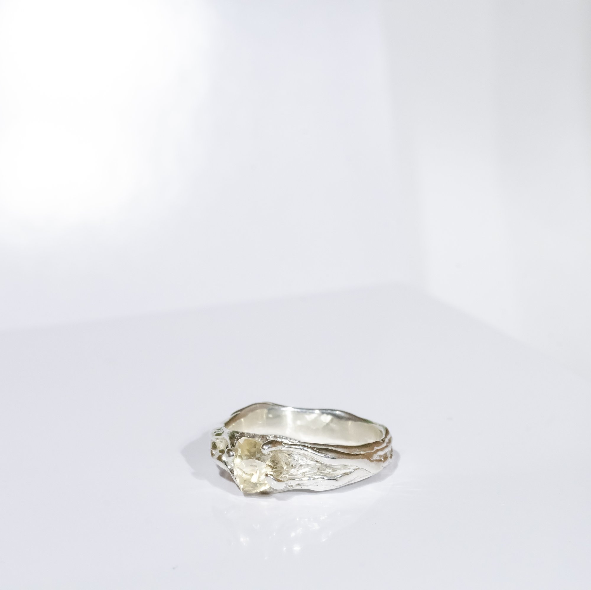 Каблучка з цитрином - зображення 2