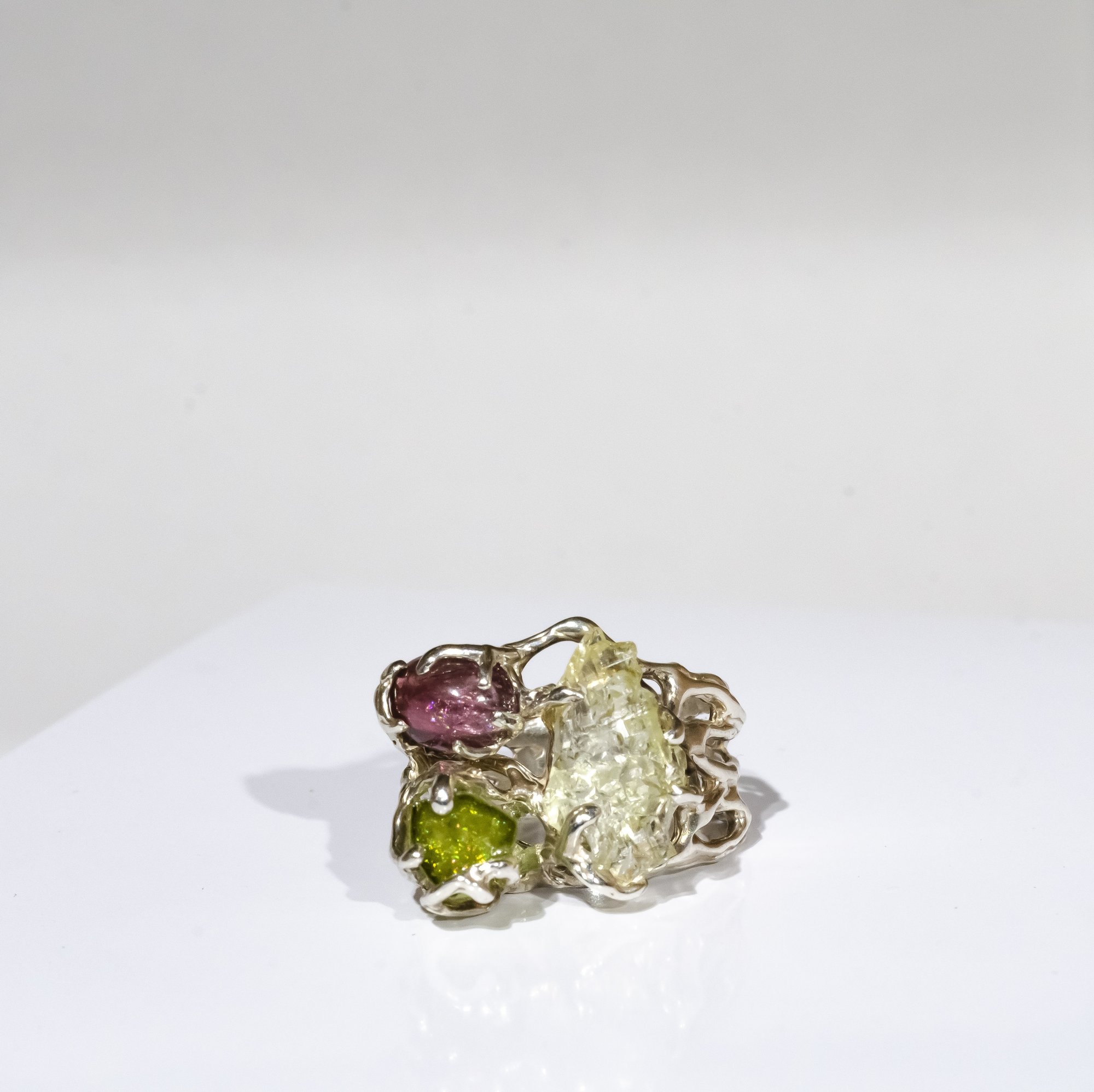 Каблучка з турмалінами та геліодором