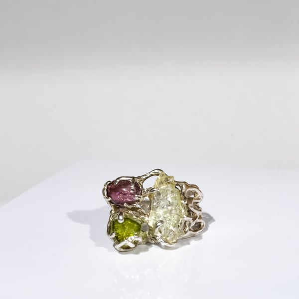 Каблучка з турмалінами та геліодором