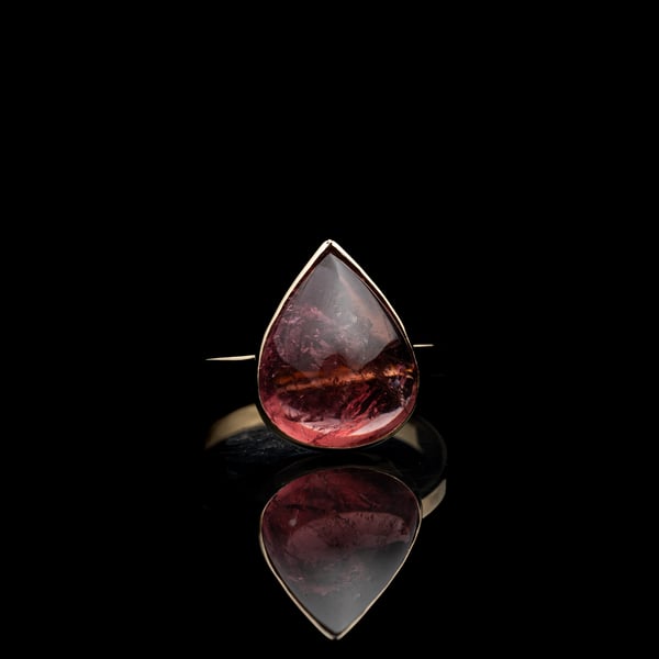 Золота каблучка з рубелітом