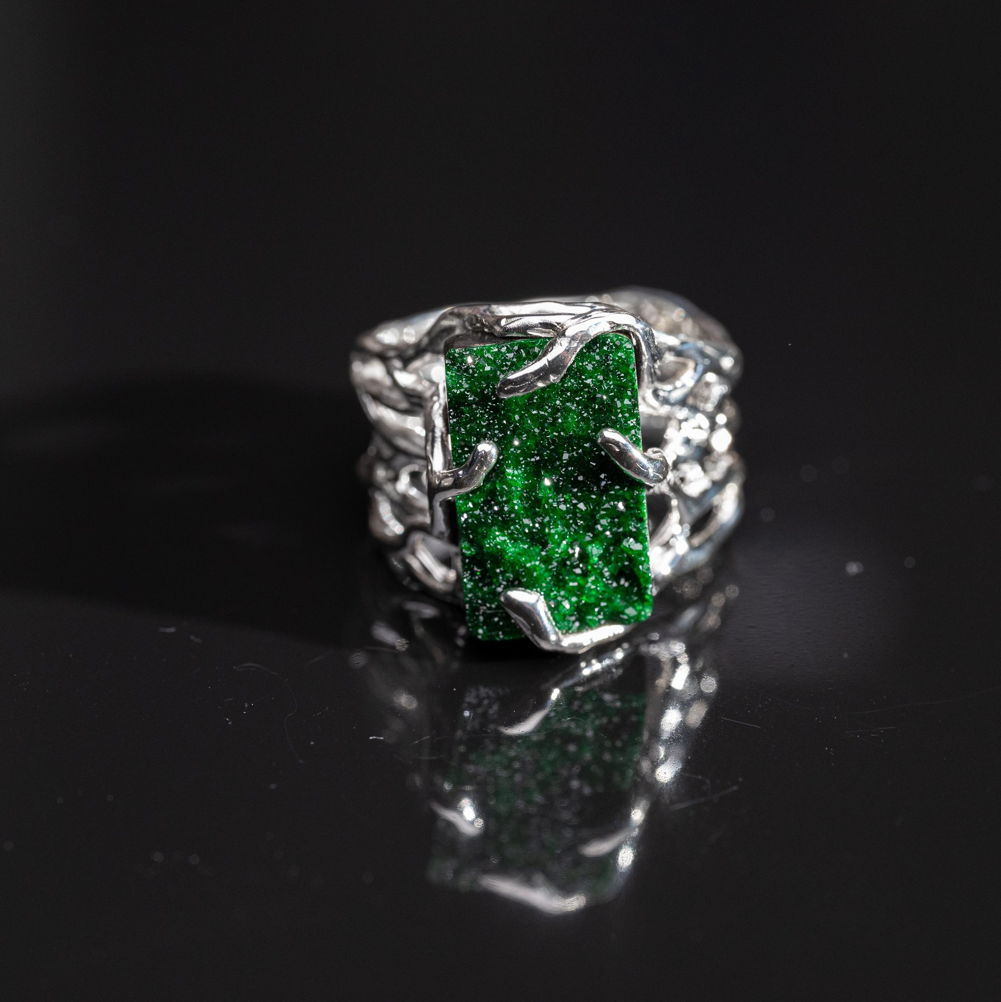 Каблучка з уваровітом