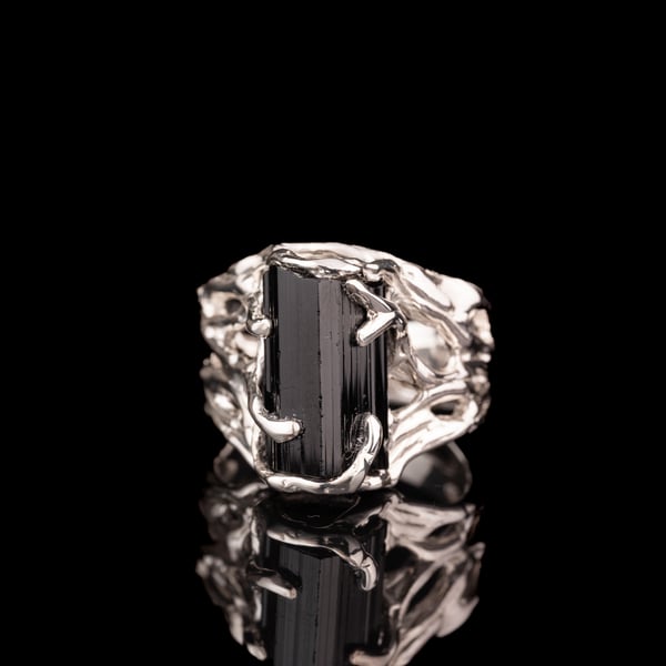 Schorl Ring