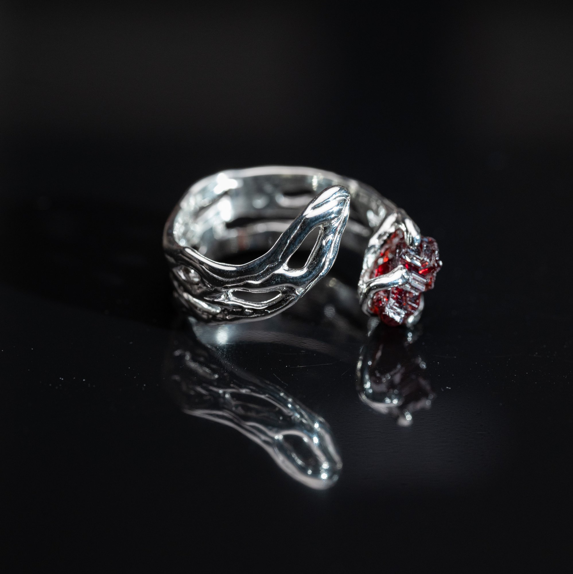 Каблучка з гранатом - зображення 2