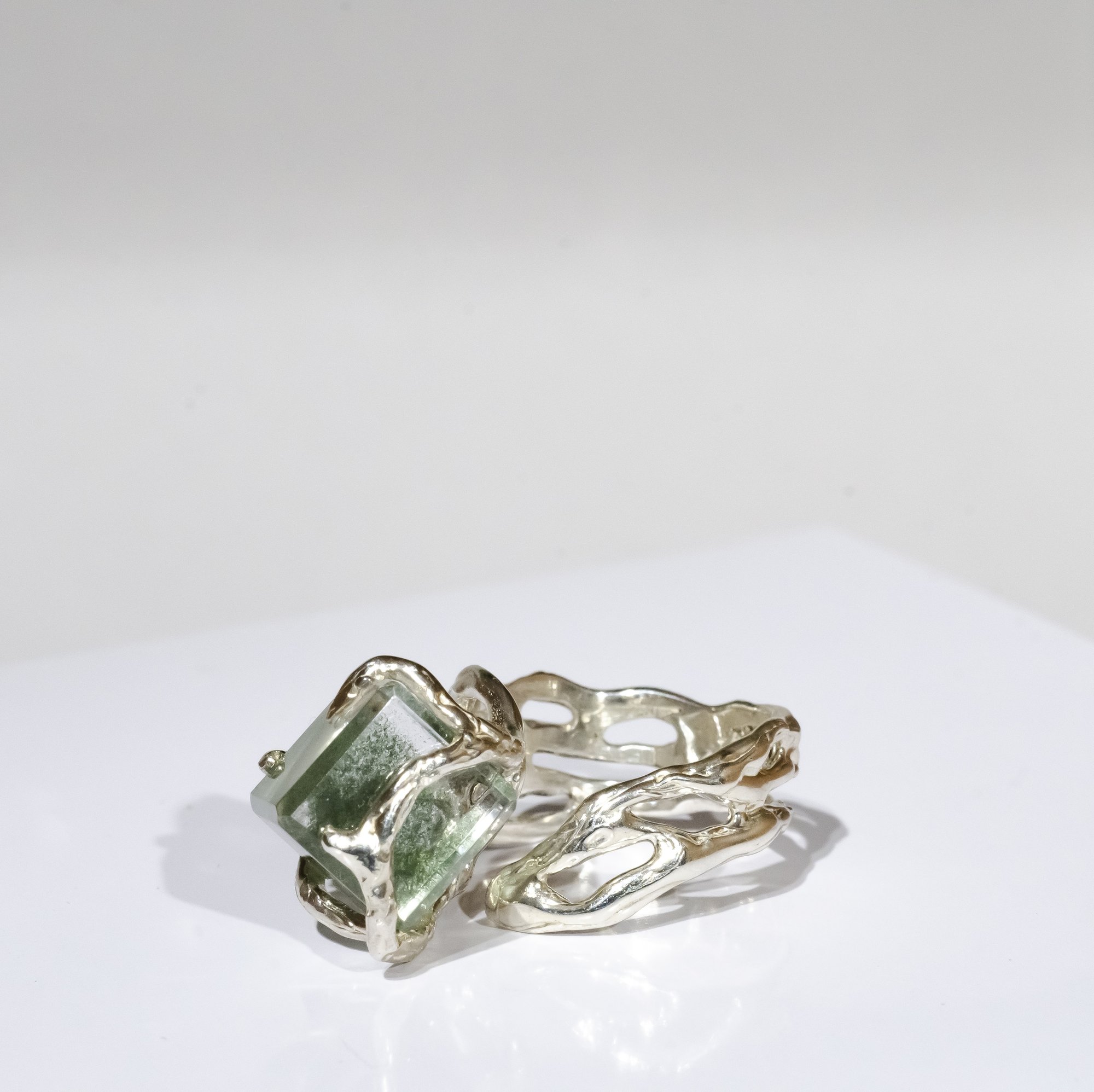 Каблучка з кварцом з включенням хлориту