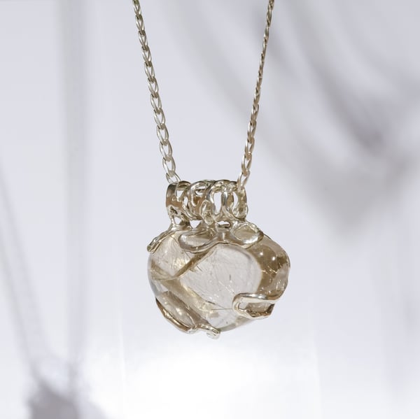 Кулон з рутилованим кварцом