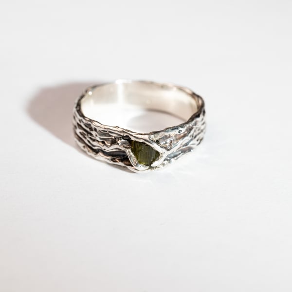 Каблучка з турмаліном