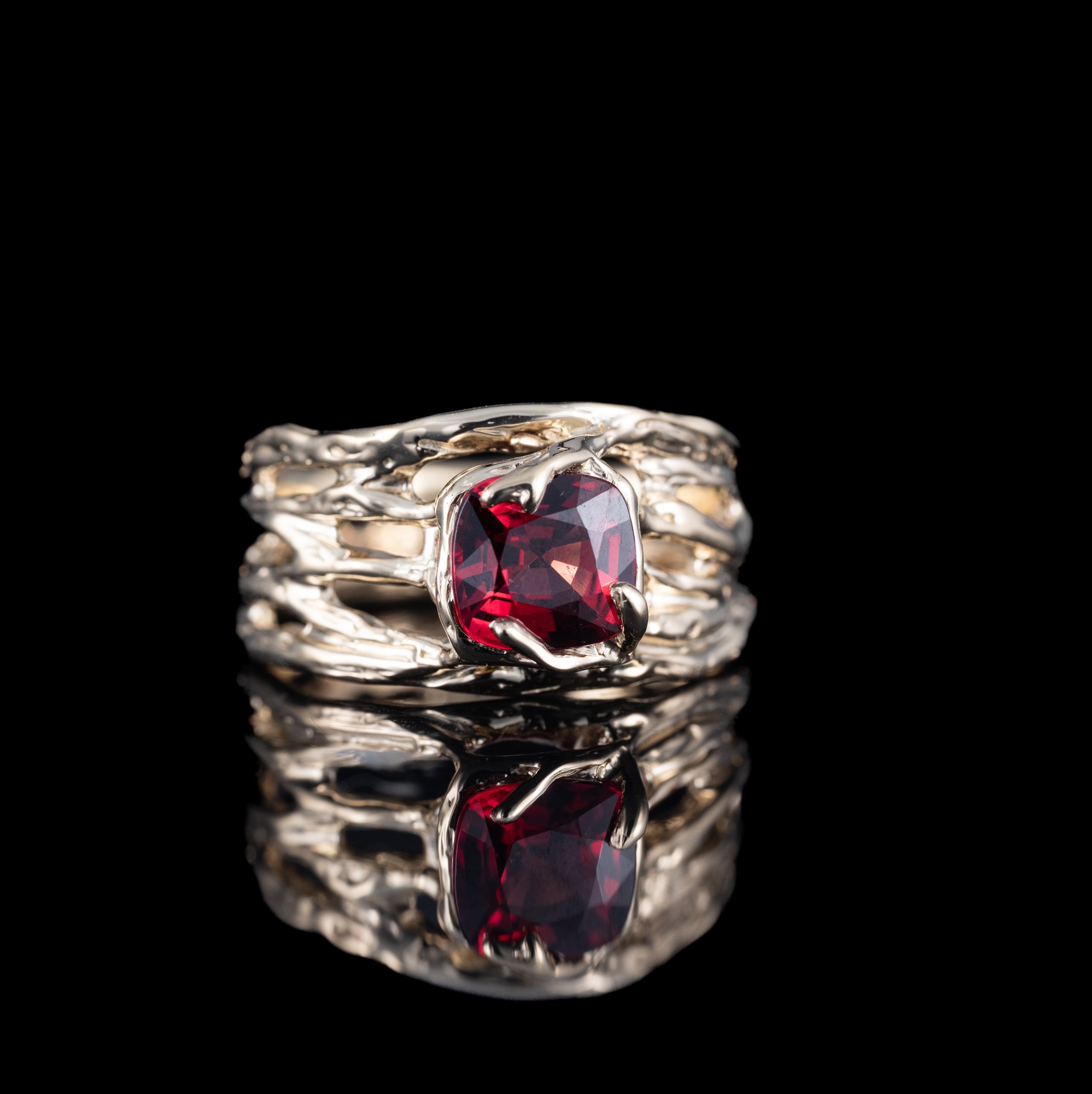 Золота каблучка з родолітом - зображення 2