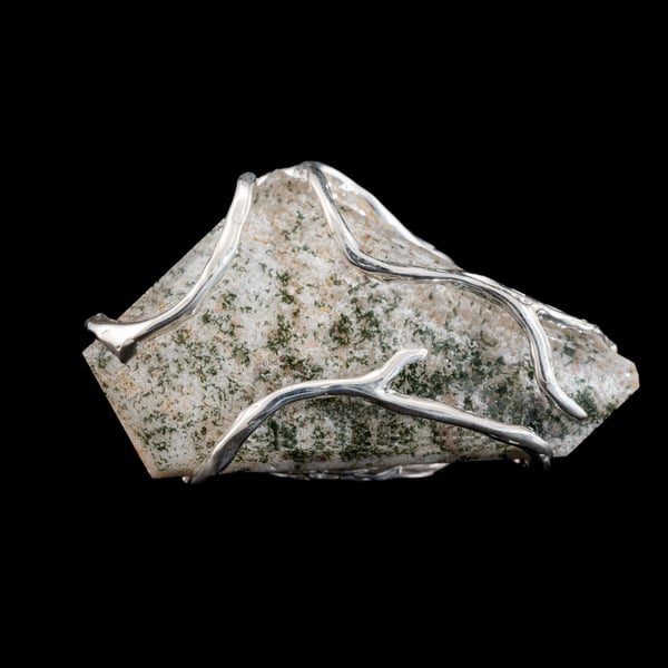 Каблучка з кварцом з включенням хлориту