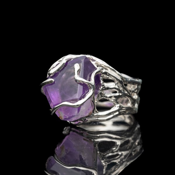 Каблучка з аметистом