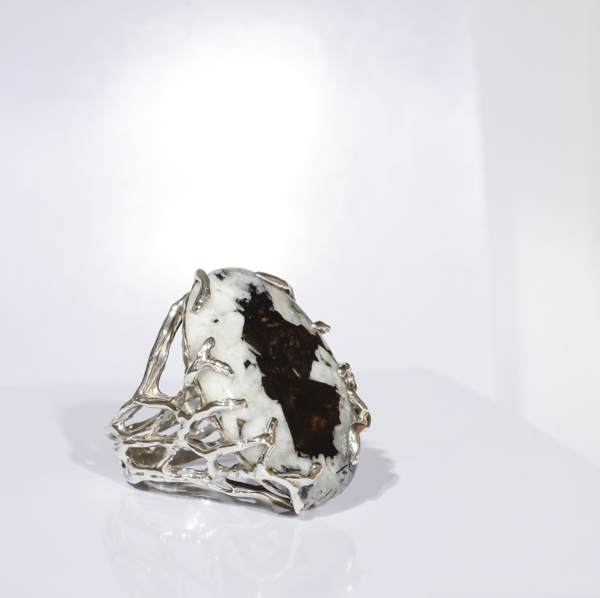 Каблучка з евдіалітом - зображення 7