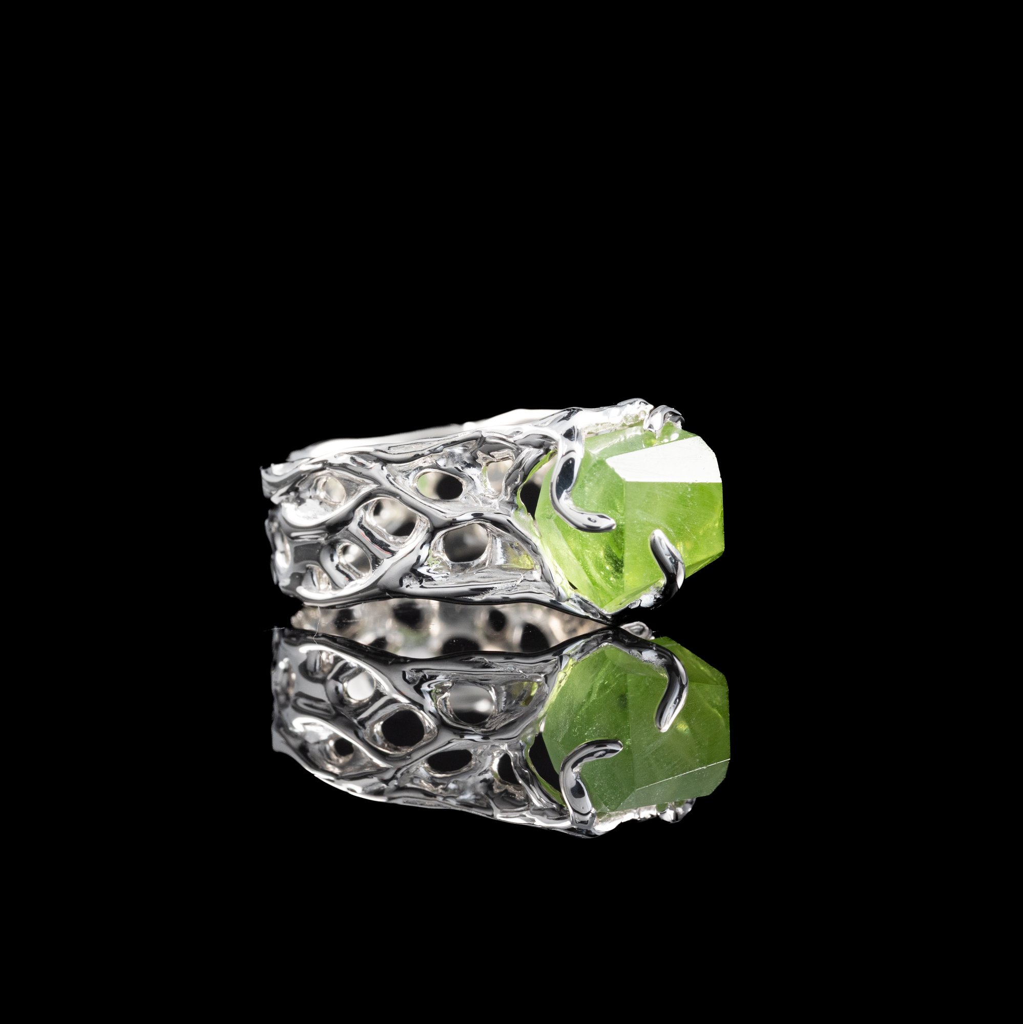 Каблучка з хризолітом - зображення 2