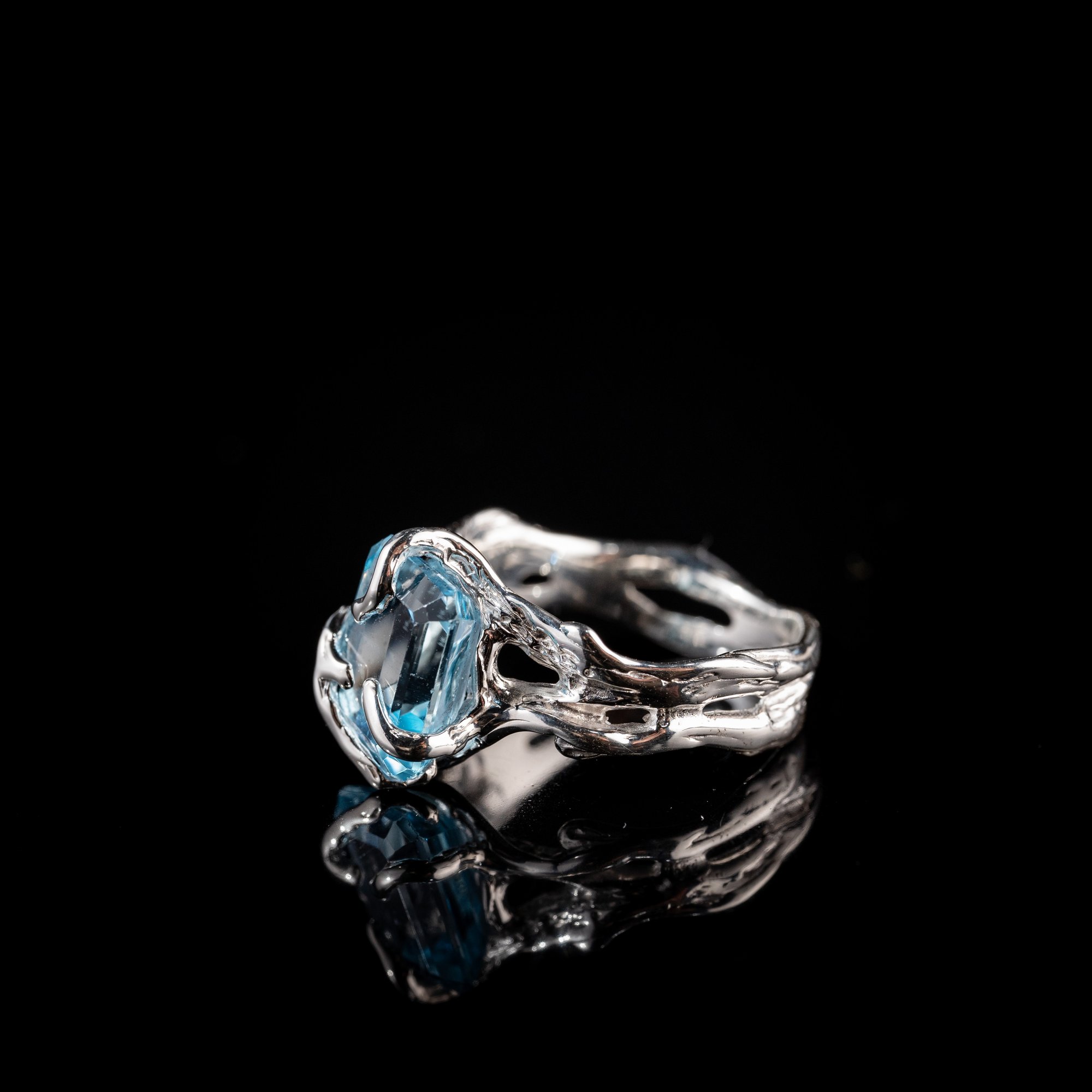 Каблучка з блакитним топазом - зображення 2