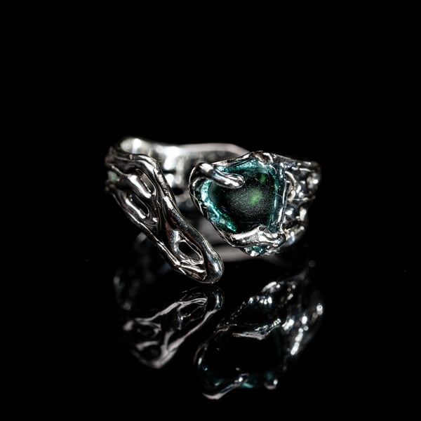 Каблучка з індиголітом